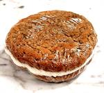 Oatmeal Whoopie Pie